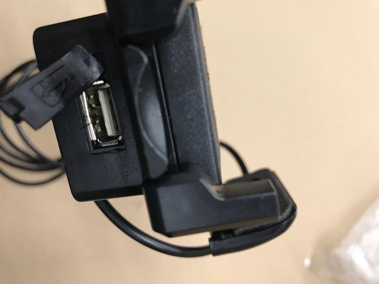 Холдер на руль для смартфона с USB-портом с зарядкой